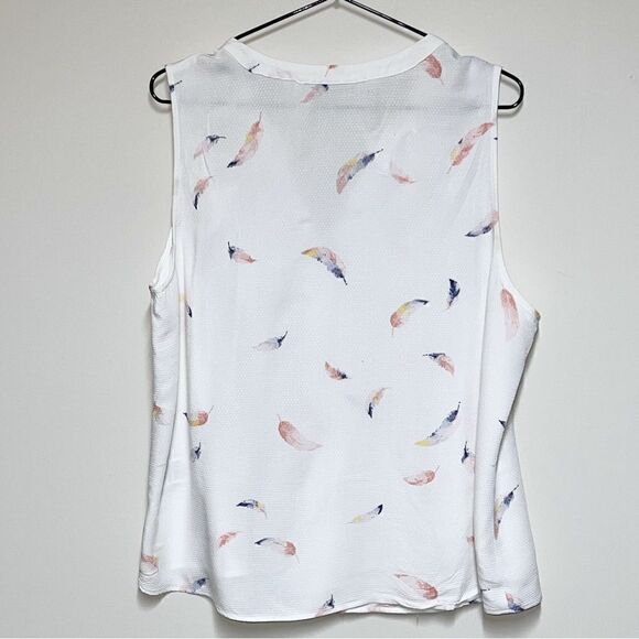Reitmans The Relaxed White Sleeveless Top with Feather Pattern Sz XL - Picture 2 of 5